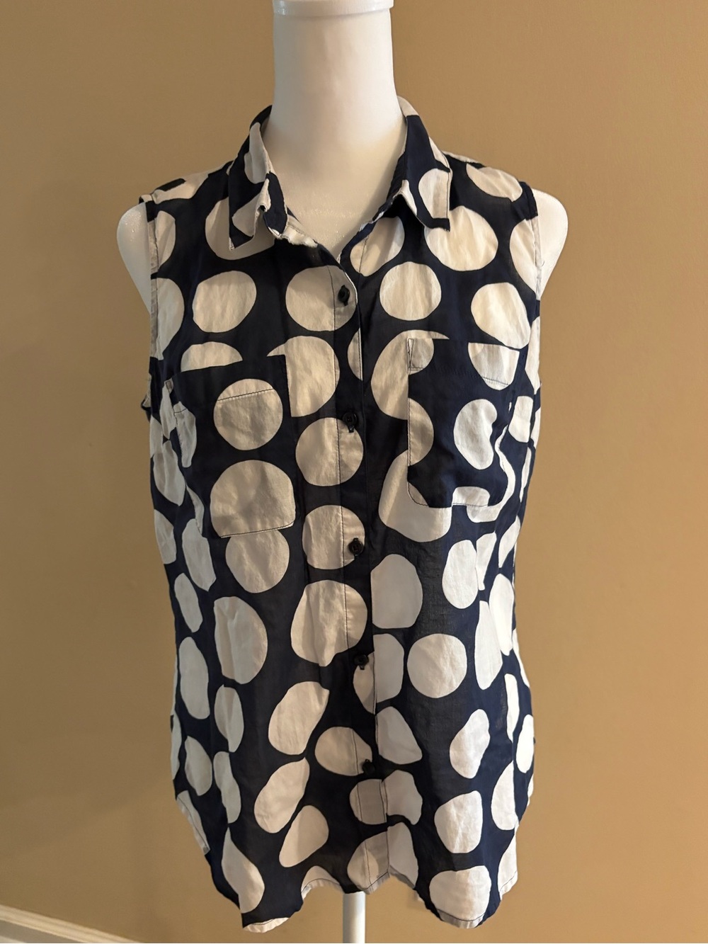 Ann Taylor Loft Sleeveless Navy Blue + White Polka Dot Button-Front Top Size MP